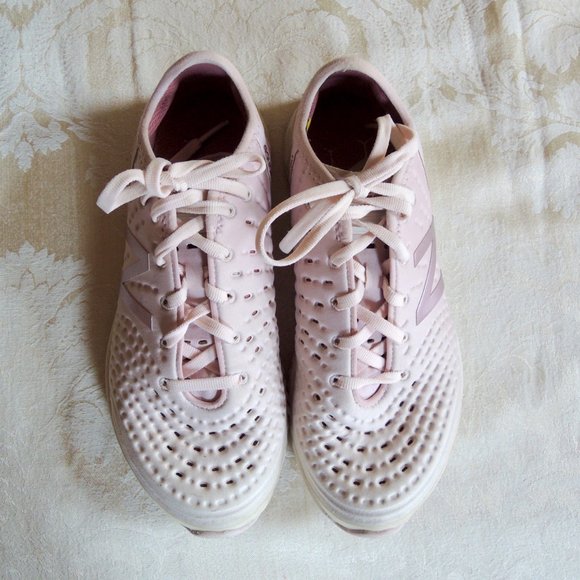 New Balance Pink & White Fresh Foam Athletic Running Shoes 6.5 - Picture 2 of 10
